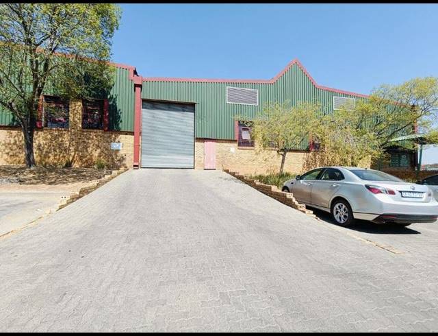 INDUSTRIAL PROPERTY TO RENT IN SAMRAND BUSINESS PARK